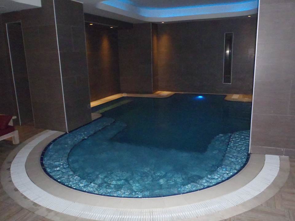 Hallenbad Hotel Elegance Residence Istanbul