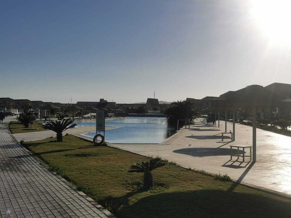 Außenansicht Pickalbatros Sea World Resort - Marsa Alam