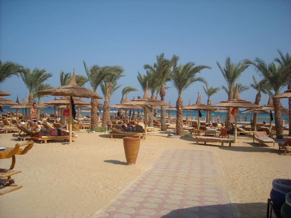 Weg zum Strand Pickalbatros Palace Resort