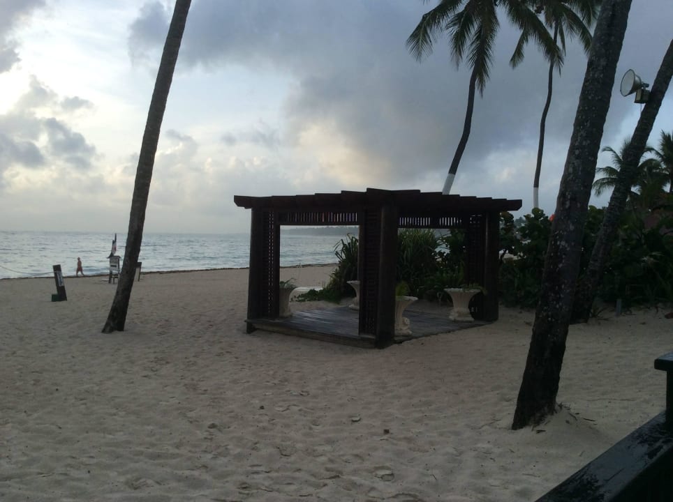 Am Morgen früh Punta Cana Princess All Suites Resort & Spa