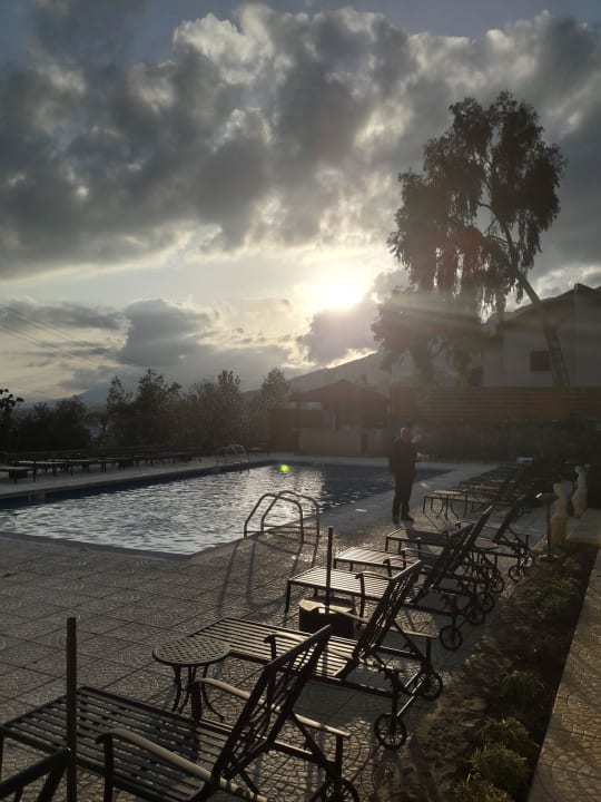 Bellapais Monastery Village Hote bei Sonnenaufgang Bellapais Monastery Village