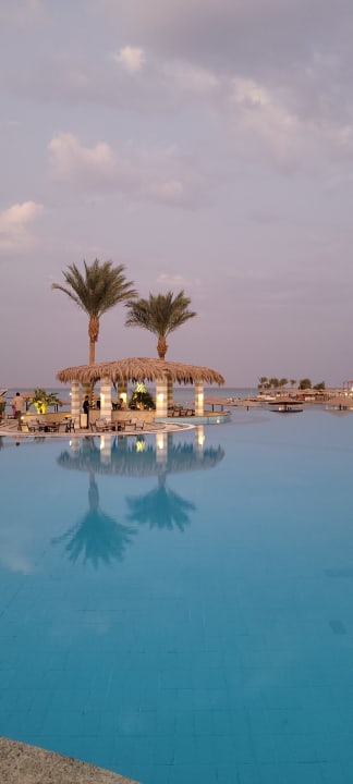 Pool JAZ Elite Casa del Mar Beach