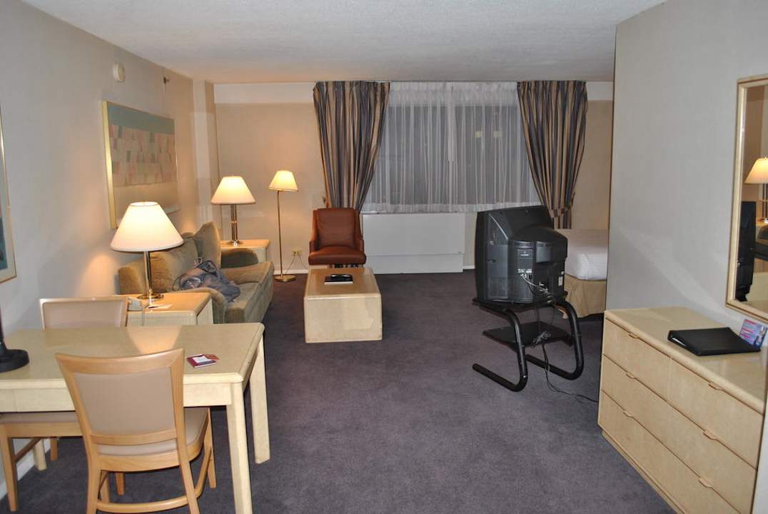 Wohnbereich Hotel Oakwood At The Nash