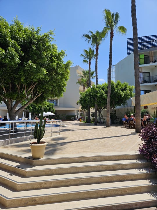 Gartenanlage Nerton Hotel - Erwachsenenhotel ab 16 Jahren