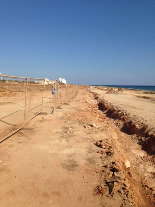 Strand Ramada Hotel & Suites By Wyndham Ayia Napa