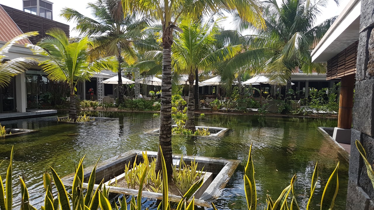 Sonstiges Crystals Beach Resort Belle Mare, a member of Radisson Individuals