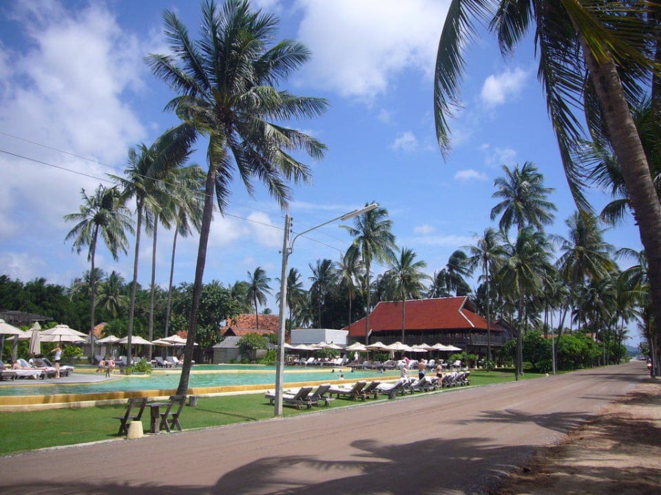 So toll ist es da. Strandstrasse Wyndham Hua Hin Pranburi Resort & Villas