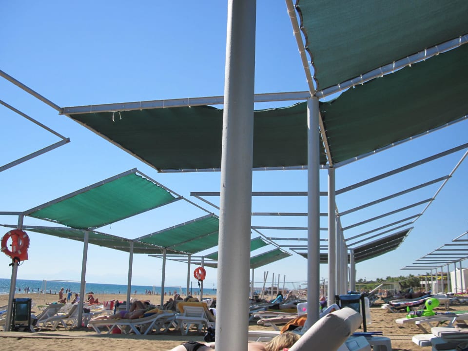 Nach den Storm VONRESORT Golden Coast