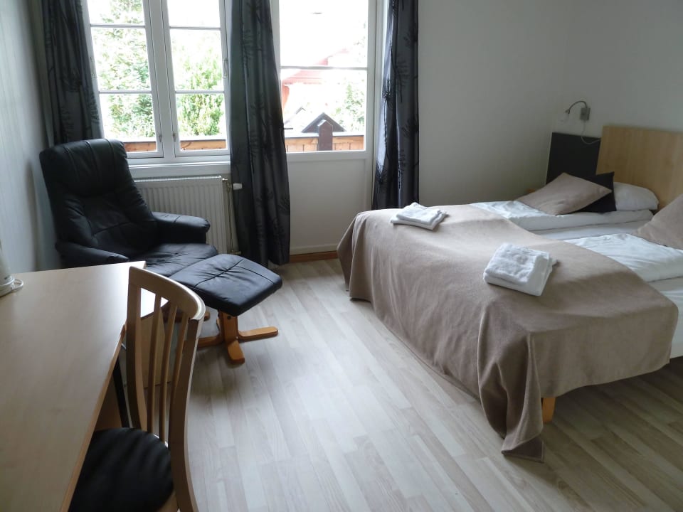 Skandinavisch kühl Rysstad Solvgarden Hotell