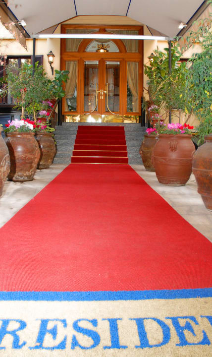 Entrata Hotel La Residenza