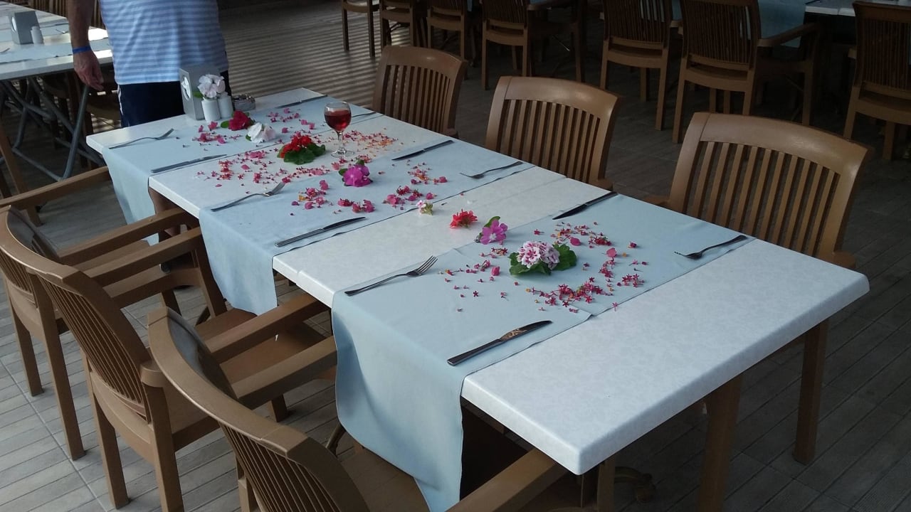 Geburtstagstisch Dizalya Palm Garden