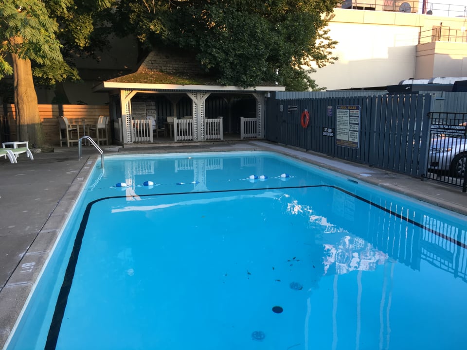 Pool Hotel Travelodge At the Falls