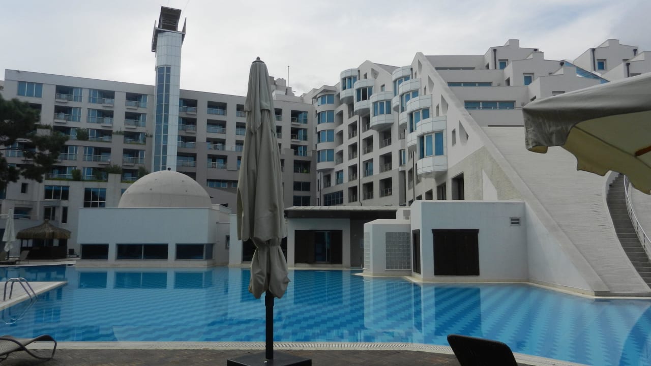 Hauptgebäude Rixos Sungate