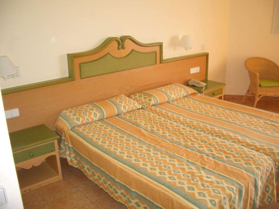 Bett Doppelzimmer Iberostar Waves Playa Gaviotas