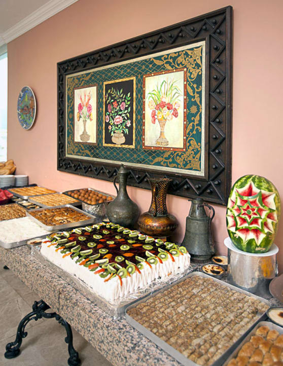 Heerlijke taart en baklava Antique Roman Palace Museum Hotel - Adults Only 16+