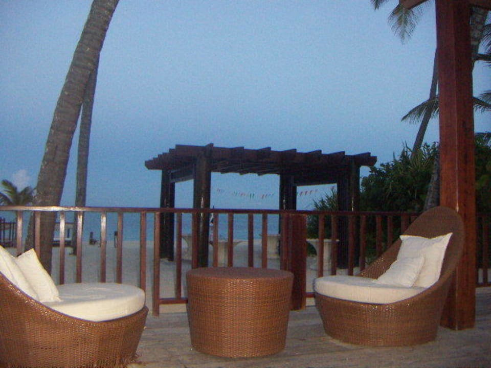 Gemütlich an der Strandbar Punta Cana Princess All Suites Resort & Spa