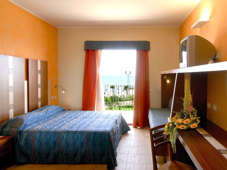 Camera Serenusa Resort