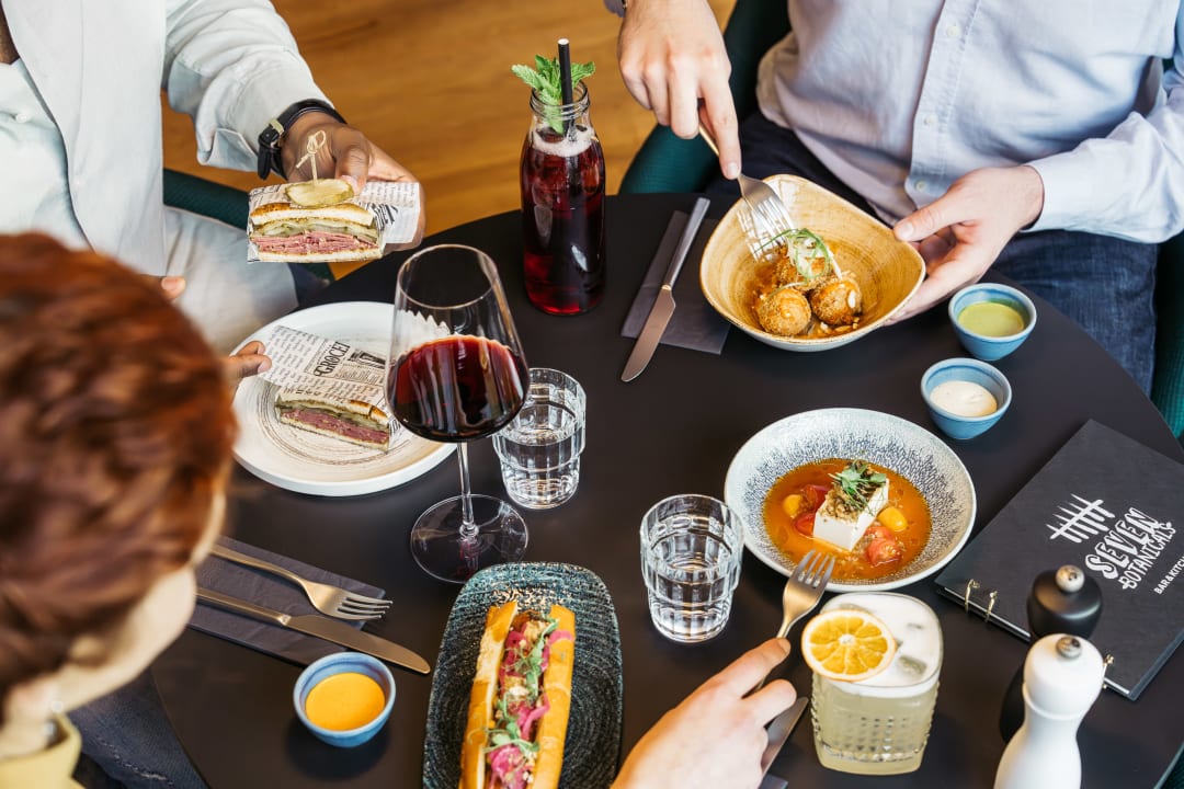 Gastro Hotel Schani UNO City