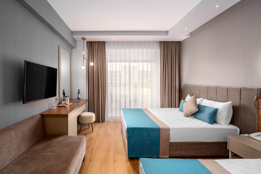 Zimmer Side Story Resort & Spa