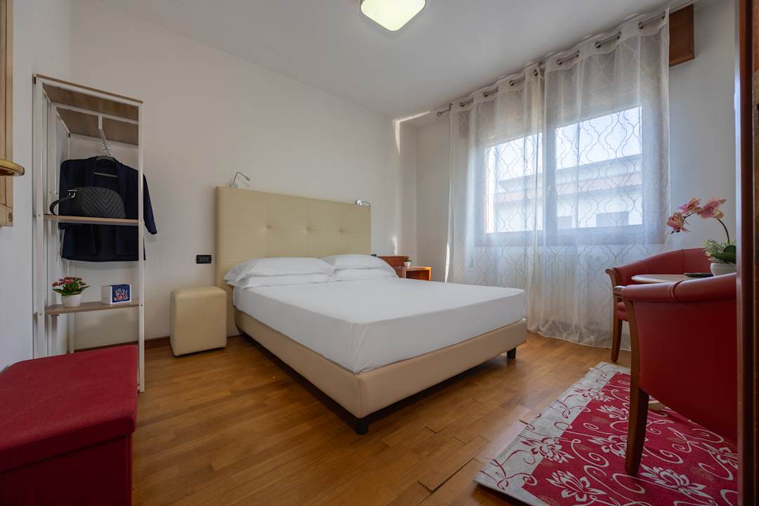 Zimmer iH Hotels Padova Admiral