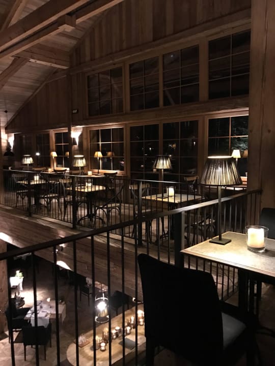 Sitzmöglichkeit bei der Lobby San Luis Hotel & Lodges