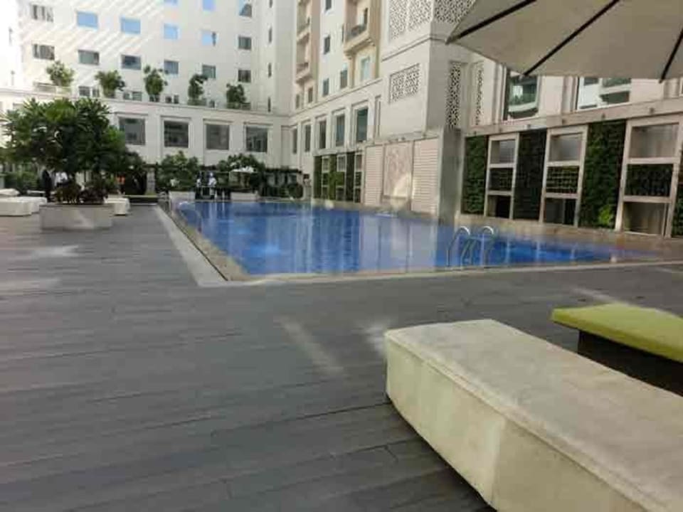 Schöner Pool Hotel Lemon Tree Premier, Delhi Aerocity