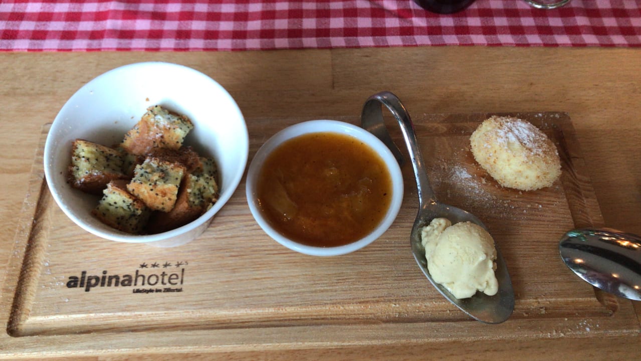 Gastro Mia Alpina . Zillertal Family Retreat