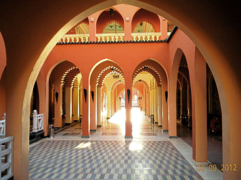 In der Ladenstraße Pickalbatros Alf Leila Wa Leila Resort - Neverland Hurghada