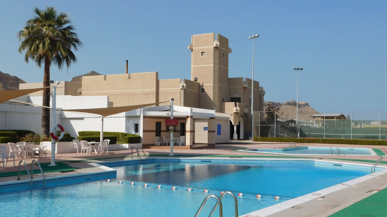 Gepflegte Poolanlage Hotel Al Falaj