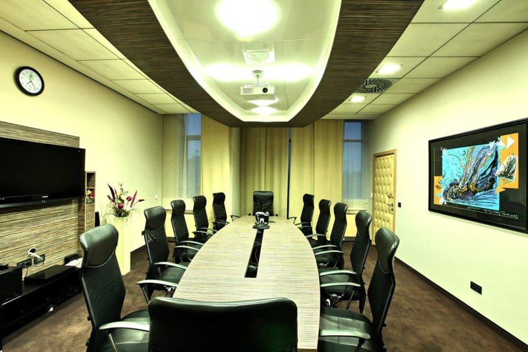 Conference room Hotel Holiday Inn Belgrade
