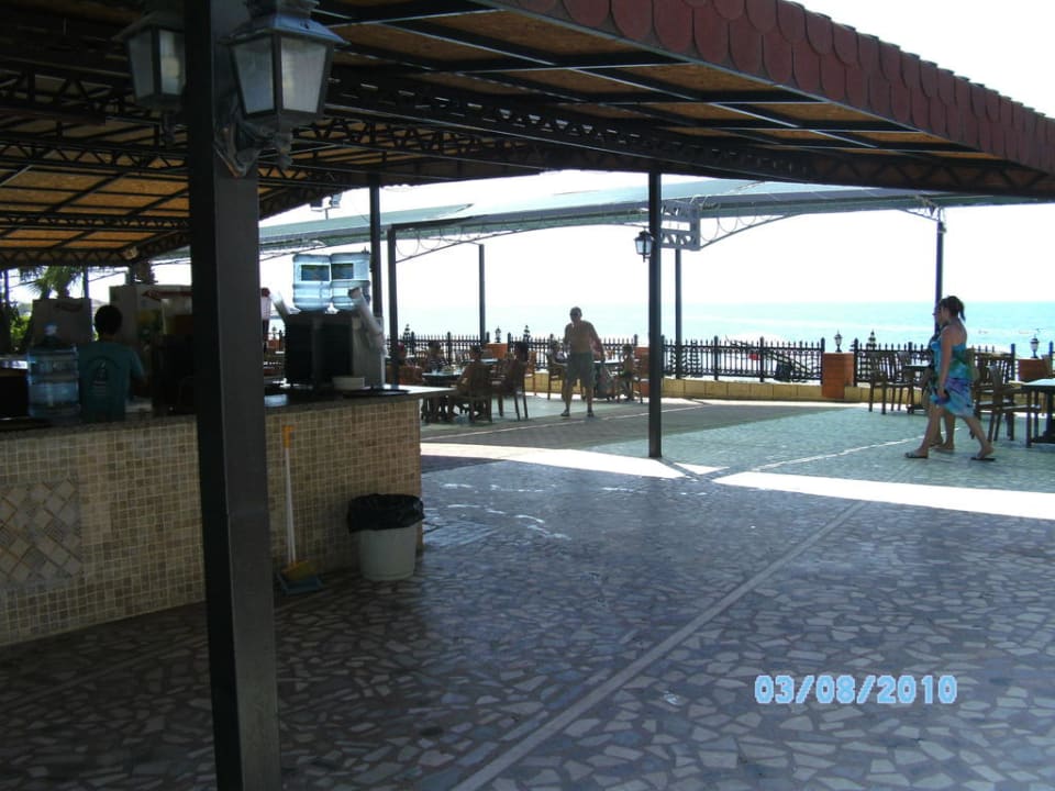 Poolbar Lonicera Resort & Spa Hotel