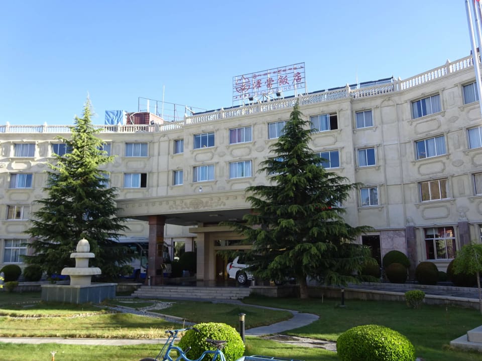 Außenansicht Tsedang Hotel