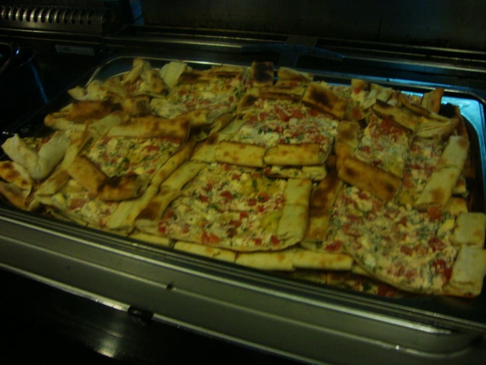 Pizza Tac Premier Hotel & Spa