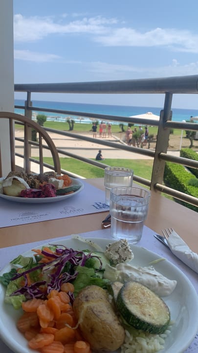 Gastro Blue Sea Beach Resort