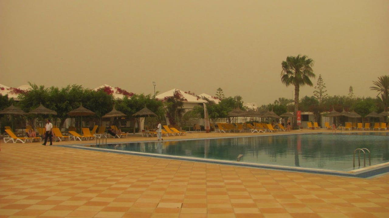 Ein Sandsturm zieht auf Djerba Aqua Resort