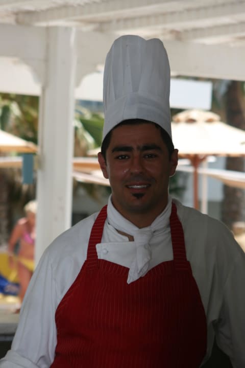 Freundlicher Koch Hotel Thalassa Mahdia
