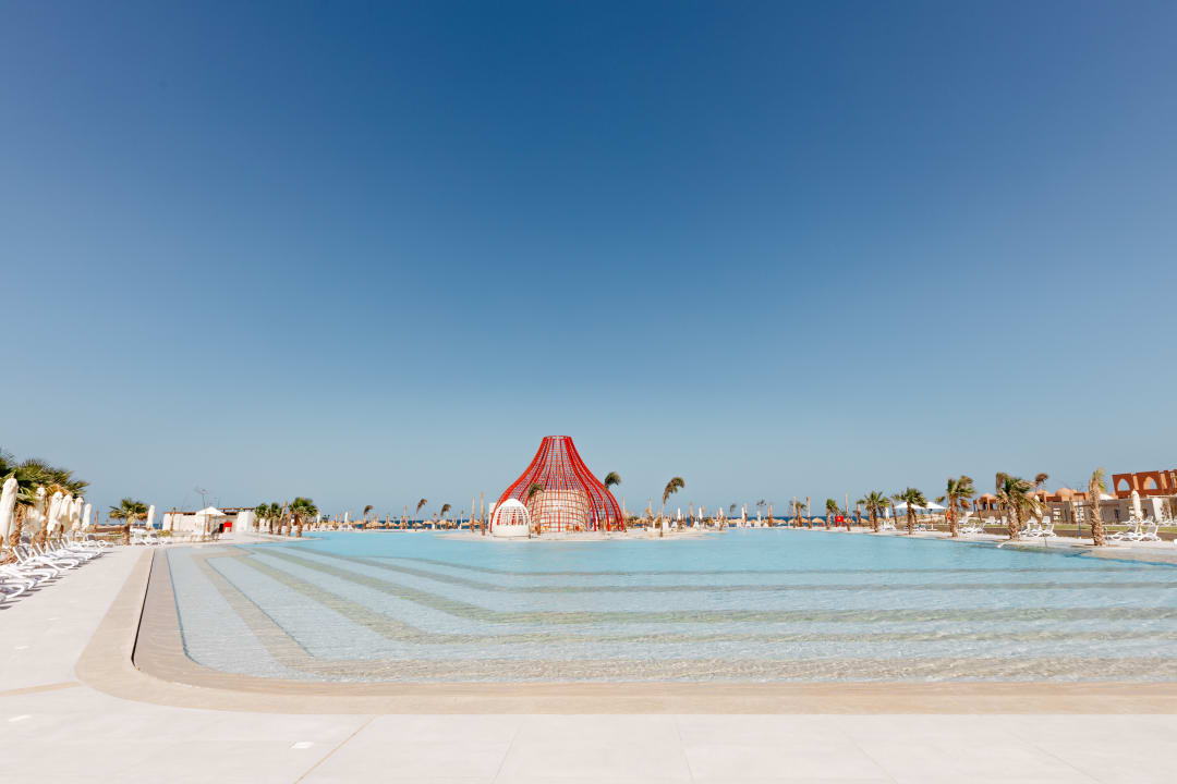 Pool Sentido Reef Oasis Suakin