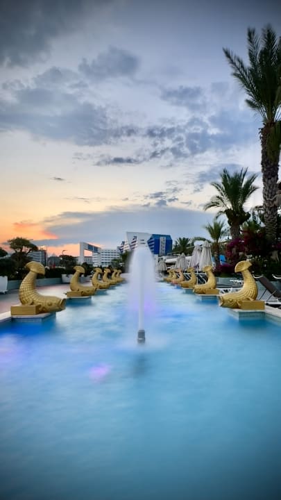 Gartenanlage Granada Luxury Okurcalar