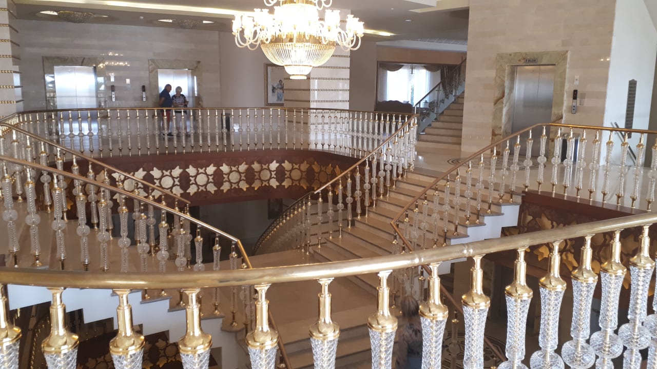 Lobby Royal Alhambra Palace