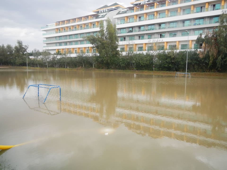 Nach Starkregen, Havariedienst super Belek Beach Resort Hotel