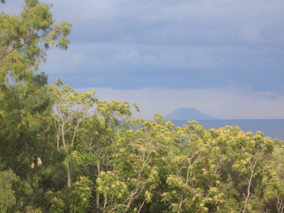 Ausblick von Deluxe Zimmer 457 am Tag Aldiana Club Rocca Nettuno Calabria