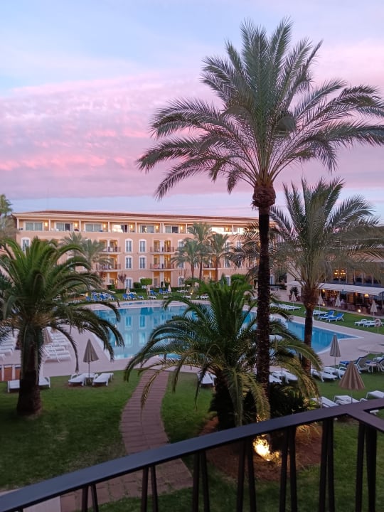 Pool Grupotel Playa de Palma Suites & Spa