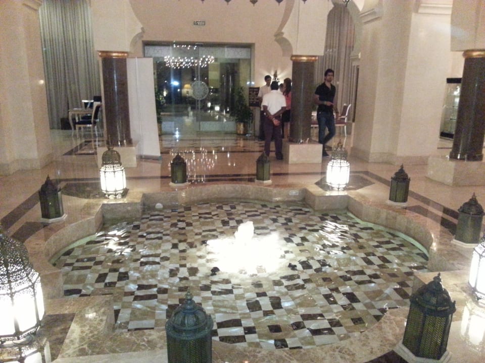 Rezeption Miramar Al Aqah Beach Resort