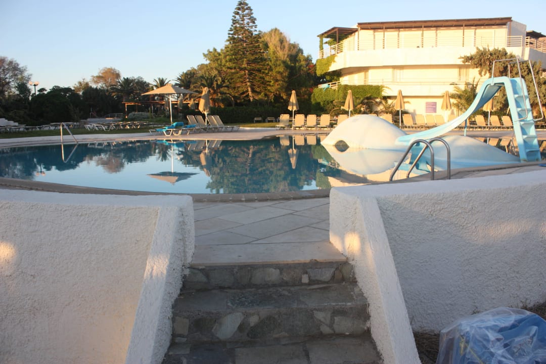 Kein Titel  Apollonia Beach Resort & Spa
