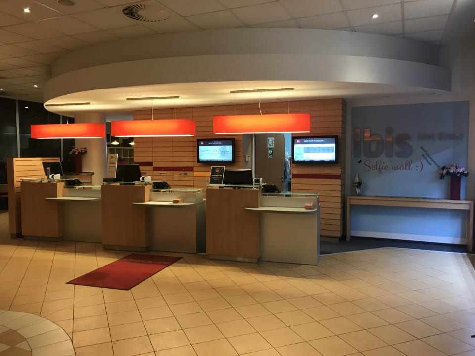 Lobby Hotel Ibis Praha Mala Strana