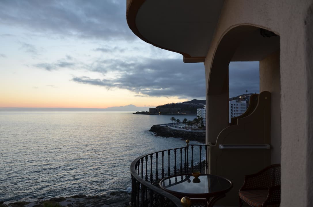 Blick vom Balkon Richtung Teide Bull Dorado Beach & Spa