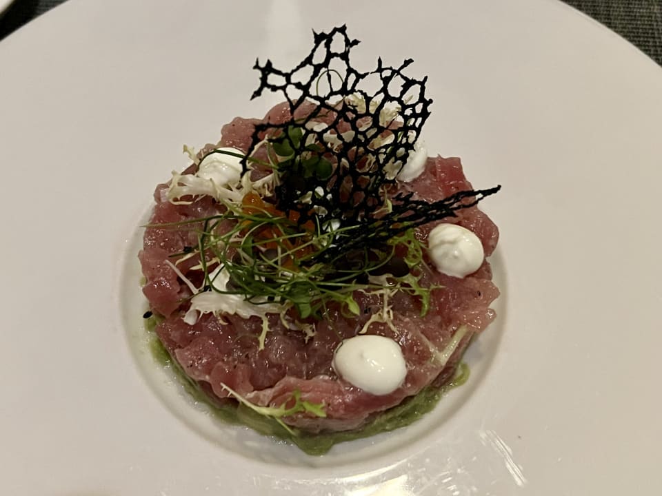 Gastro The Cove Rotana Resort