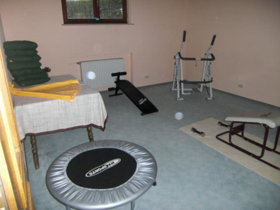 Kleiner Fitnessraum Hotel Bergstätter Hof