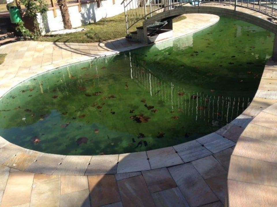 So sah die Poolanlage in Wahrheit aus STROBLHOF Active Family SPA Resort