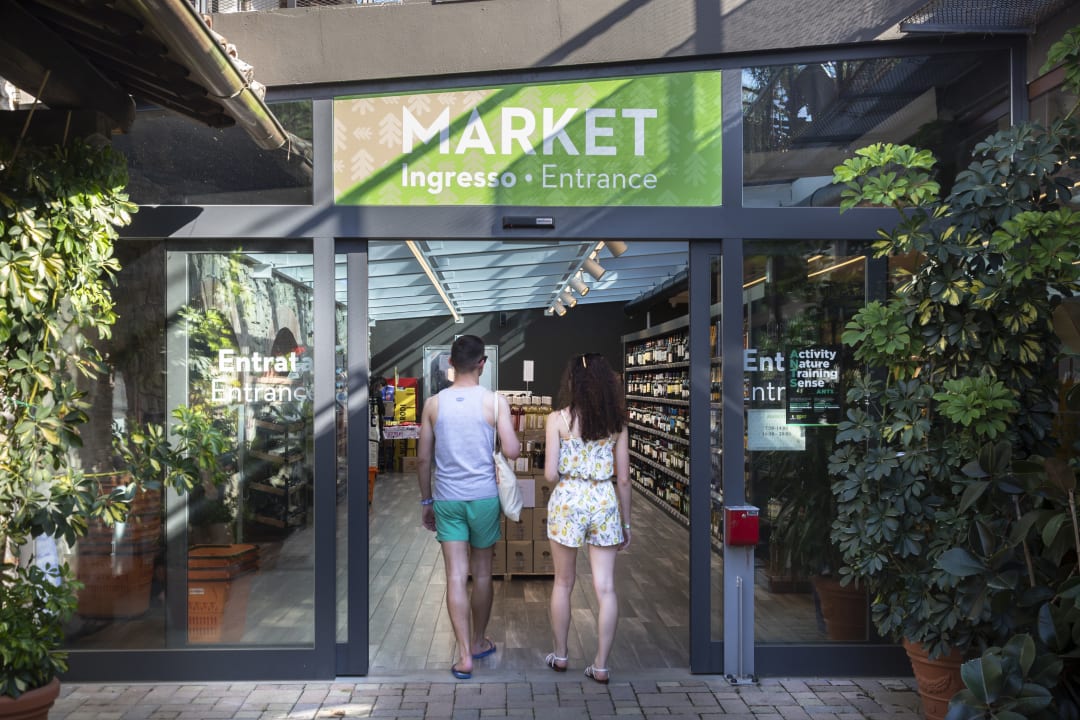 Sonstiges Norcenni Girasole Village